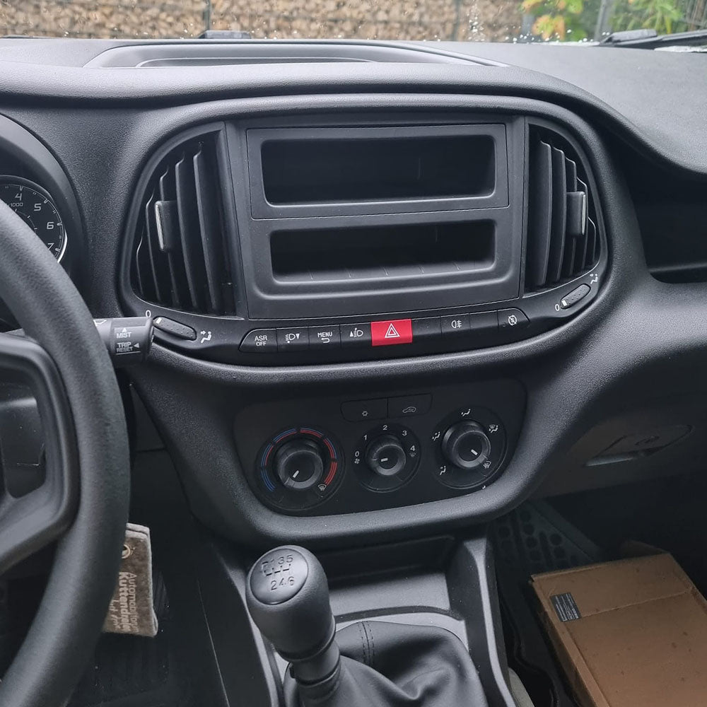 Android 16 Car Stereo Radio With Apple Carplay For Fiat Doblo 2015-2019 Plug And Play Backup Camera Automatic Bluetooth USB SWC
