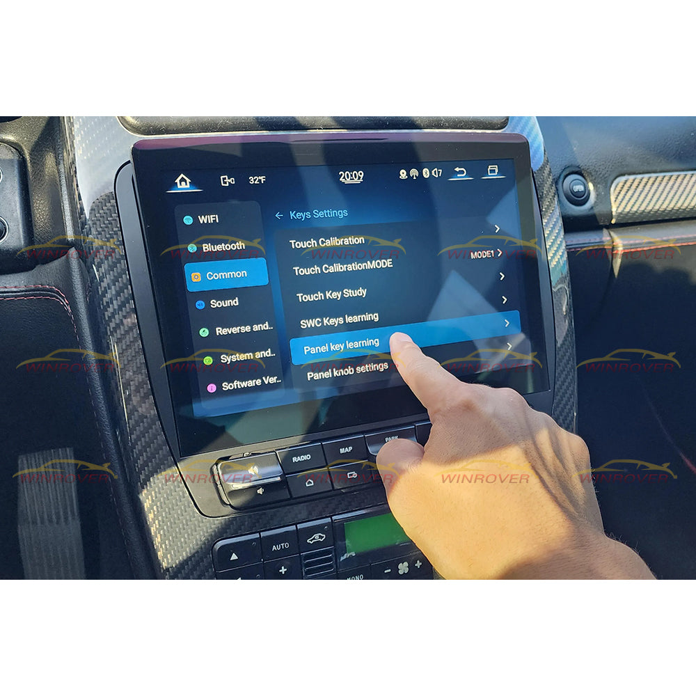 Maserati Quattroporte 2009-2012 Aftermarket Radio Upgrade with Carplay Android Auto