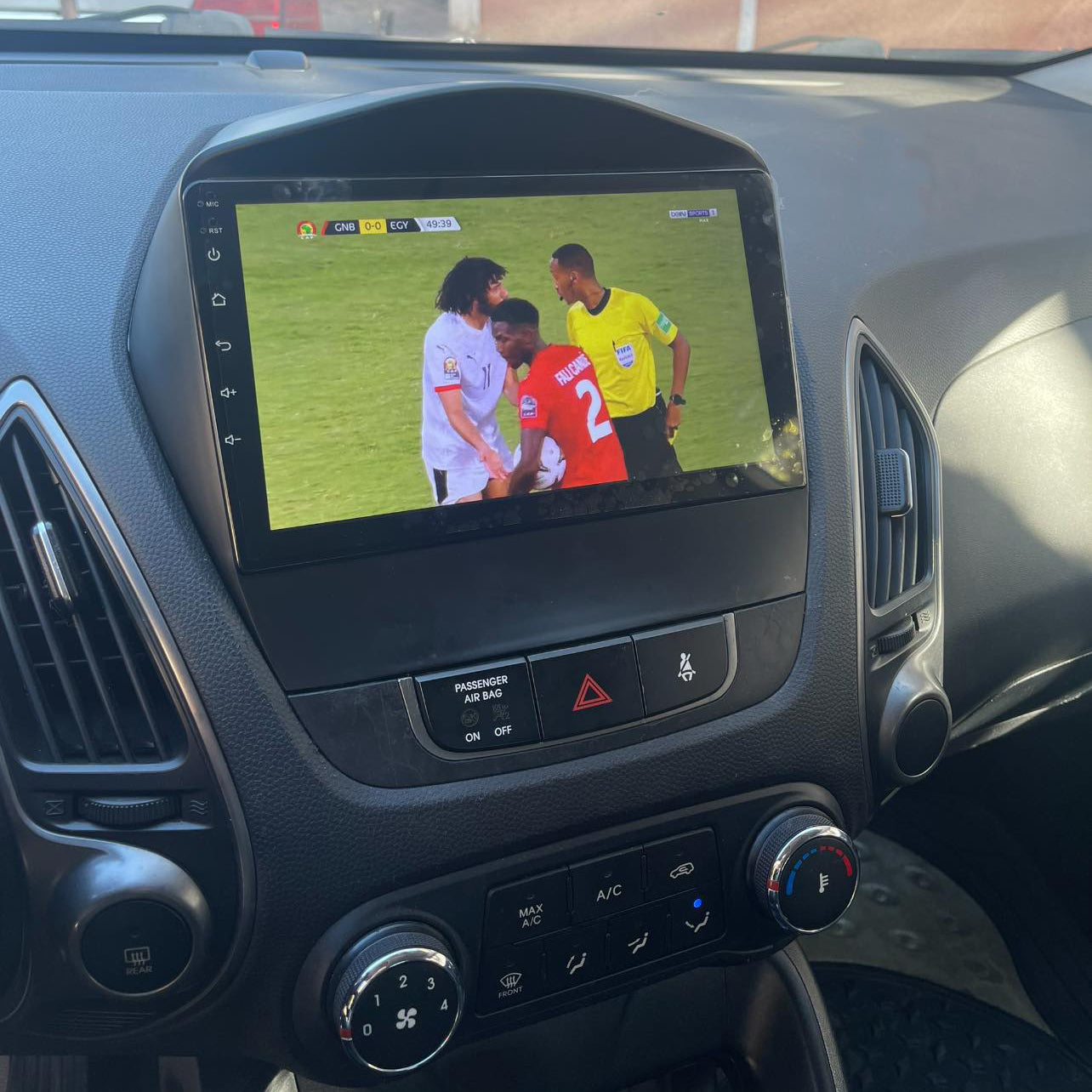 Android Car Stereo Radio For Hyundai IX35 Tucson 2009-2014 Wireless Carplay GPS Navi WiFi 64G Qualcomm Snapdragon