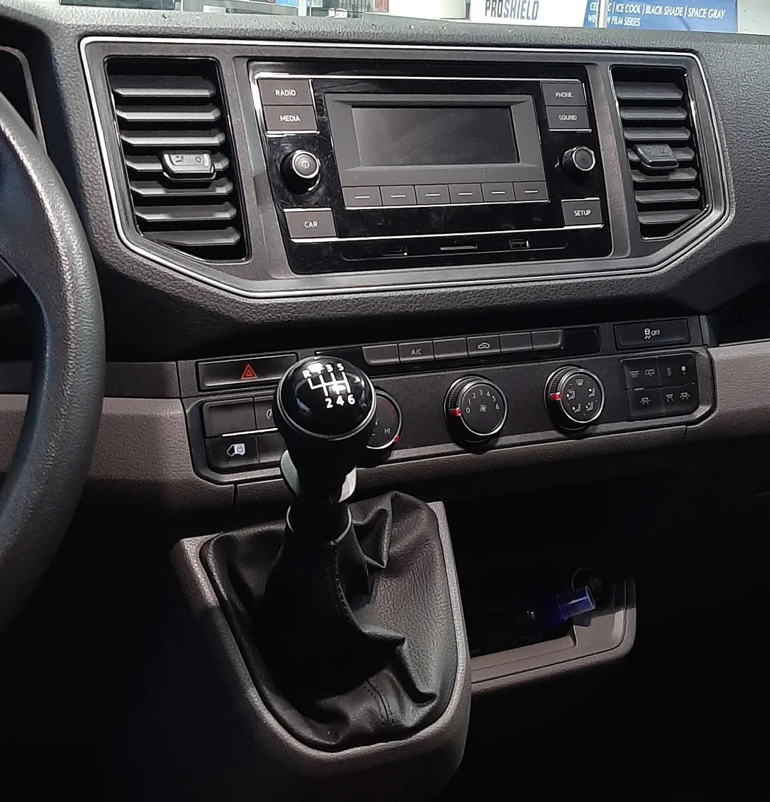 Car Radio for Volkswagen VW Crafter 2017-2020 Stereo Upgrade Android Head Unit Wireless CarPlay And Android Auto Touchscreen GPS Navigation Multimedia Player